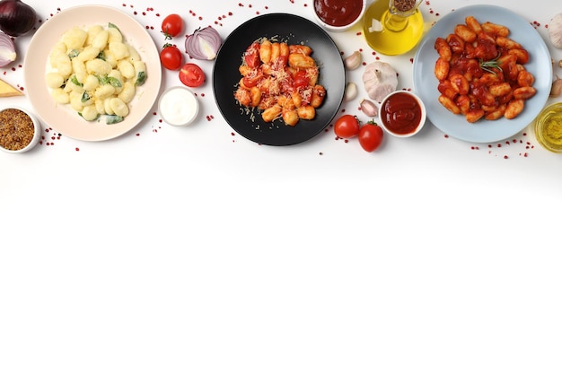 Rôzne taniere s jedlom